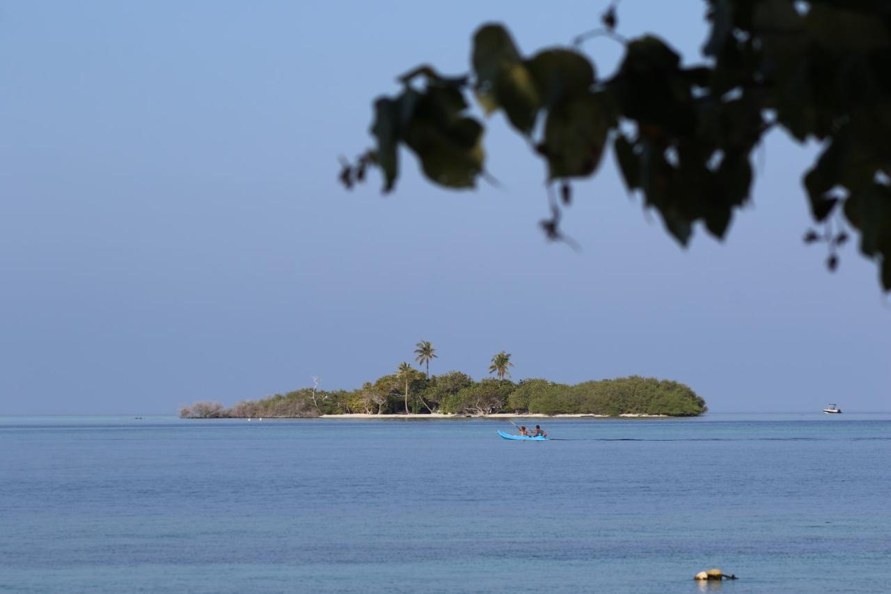 Rasdhoo Wave Blue Bed and Breakfast Exterior foto